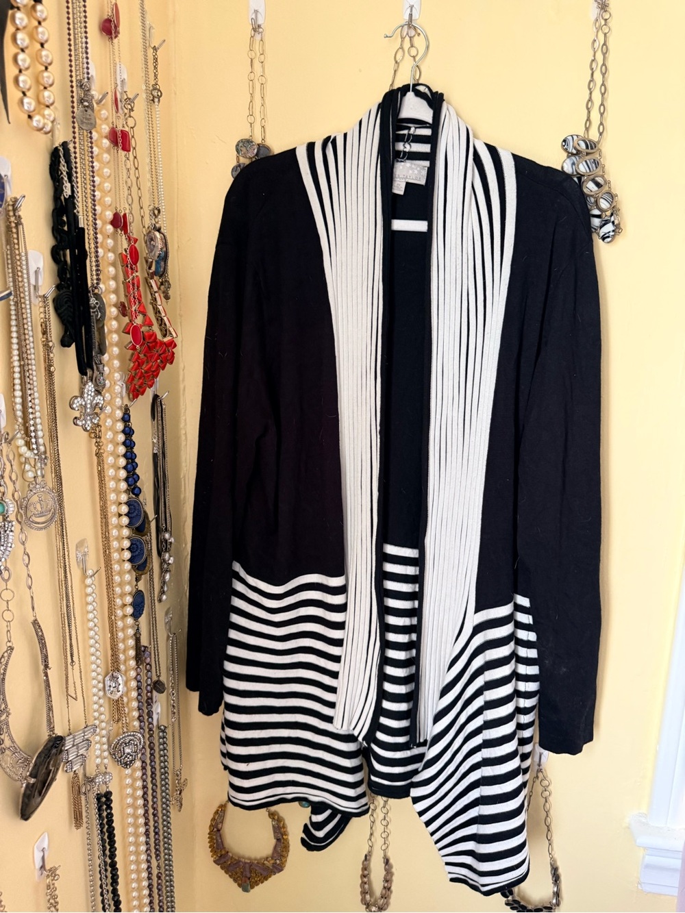 Carolyn Taylor Black and White Striped Open-Front Cardigan